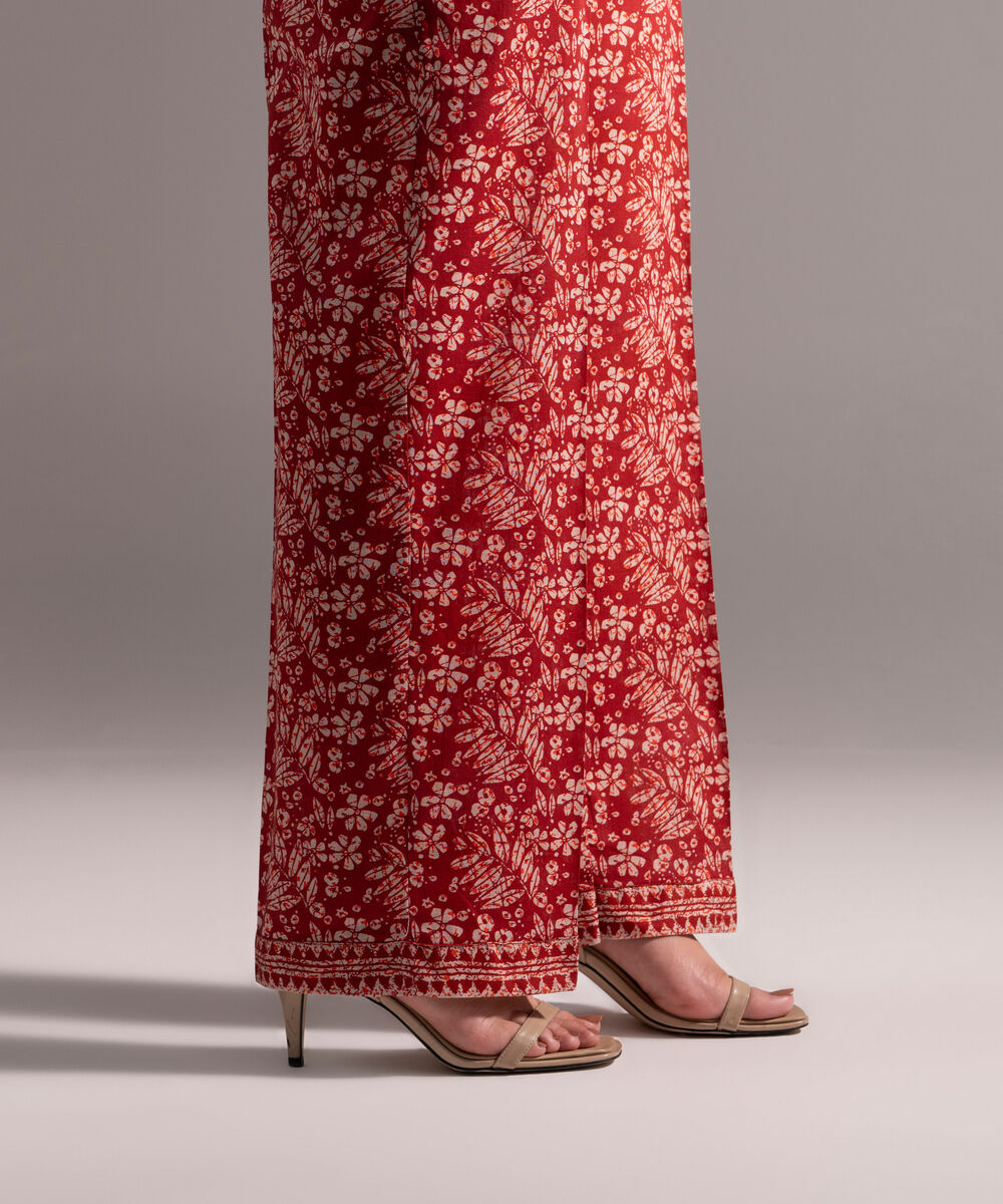 Women's RTW Cross Hatch Printed Red Straight Pants