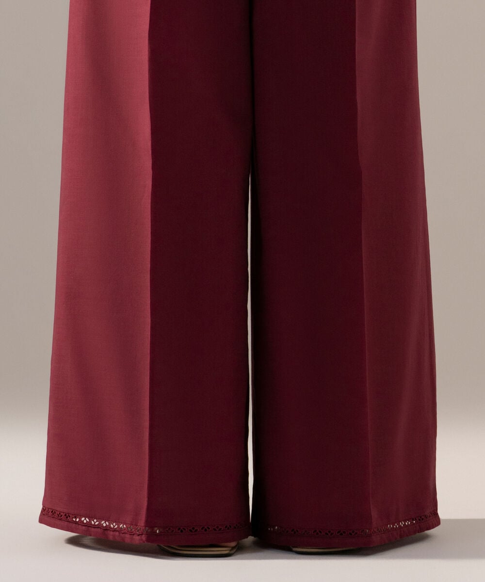 Women's RTW Cross Hatch Solid Maroon Flared Pants