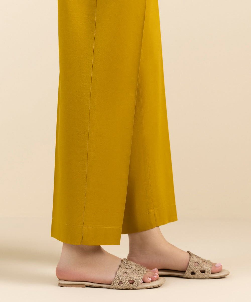 Woman - Yellow Solid Cambric Straight Pants