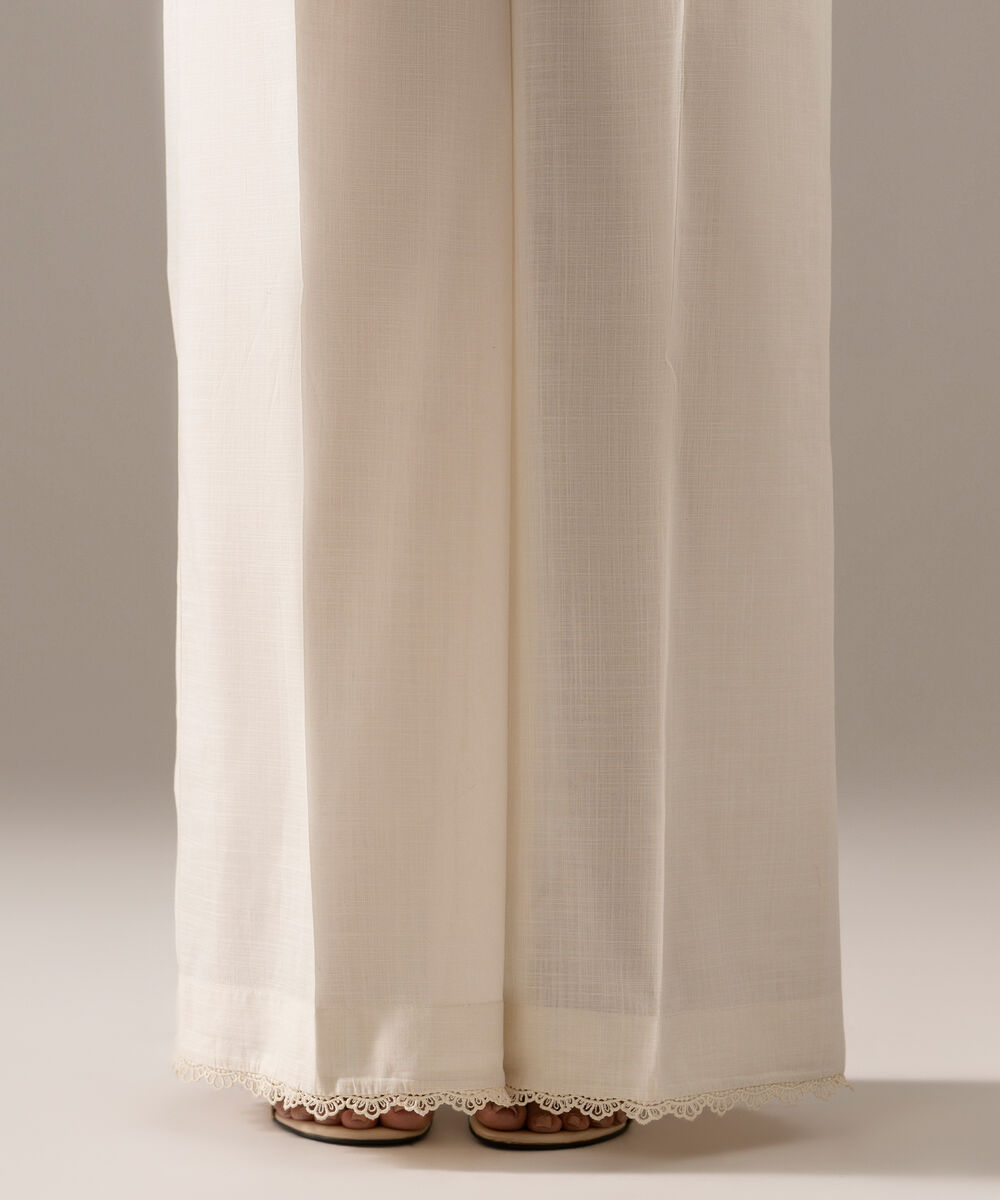 Women's RTW Cross Hatch Solid White Flared Pants