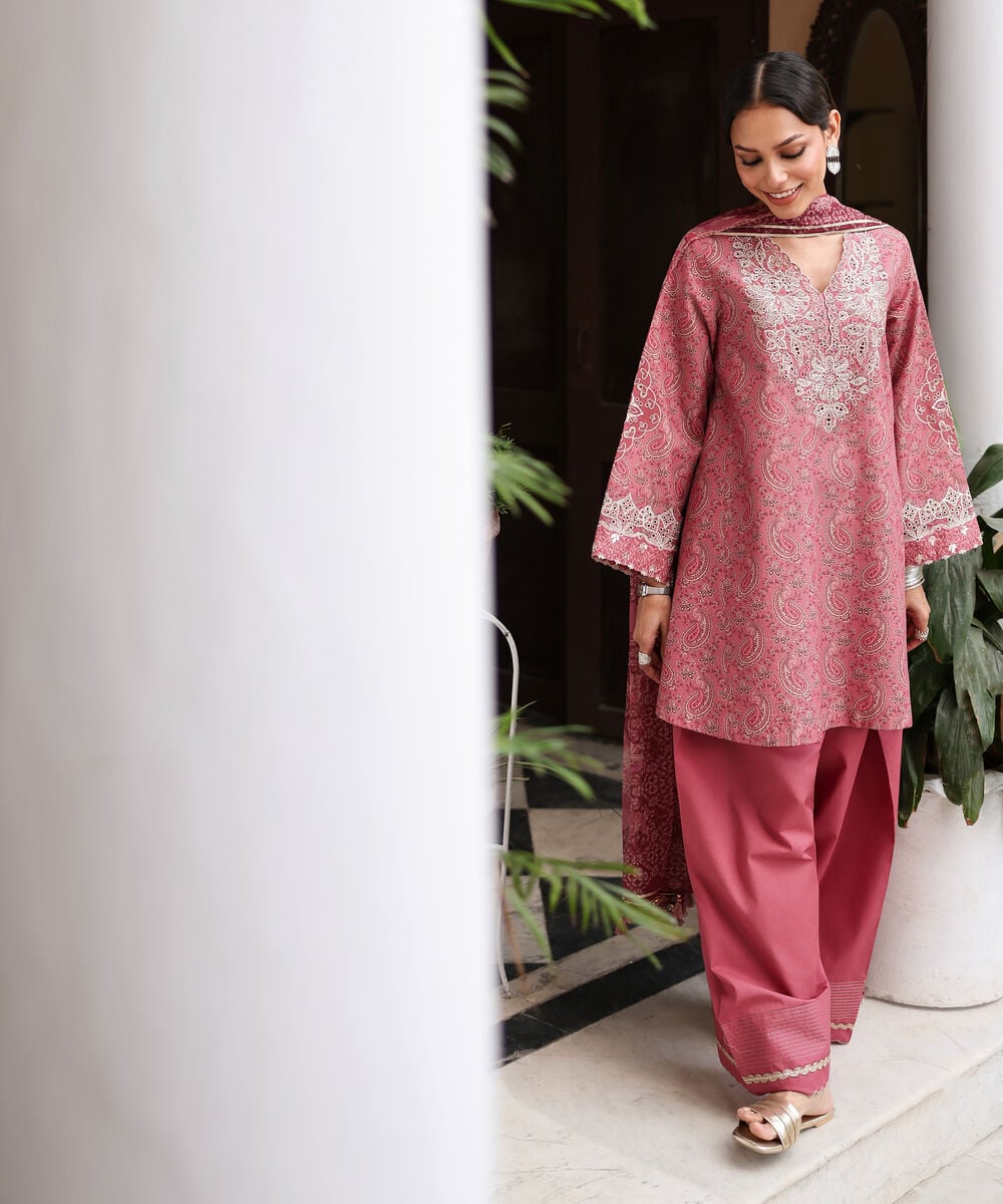 Women's Unstitched Zari Lawn Embroidered Red 3 Piece Suit