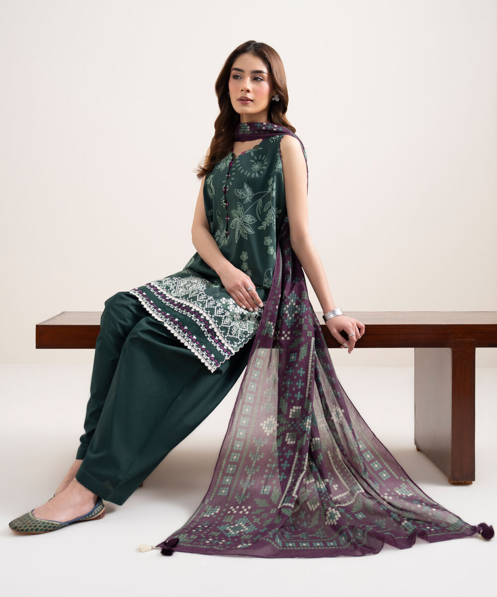 Women's Unstitched Lawn Embroidered Green 3 Piece Suit