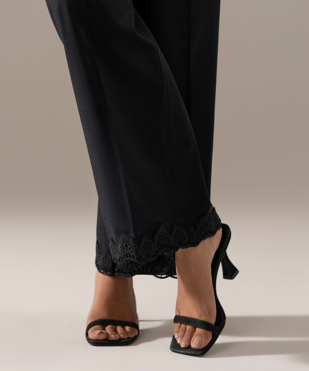 Women's RTW Cross Hatch Solid Black Flared Pants