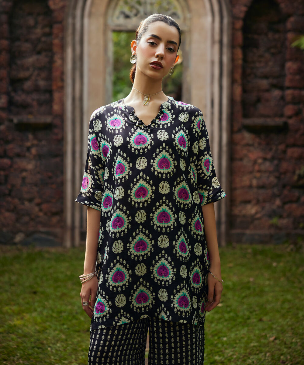 Women's RTW Habotia Grip Printed Black 2 Piece Suit