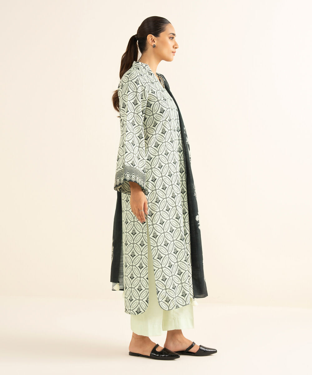 Women's Unstitched Light Khaddar Printed Multi 3 Piece Suit