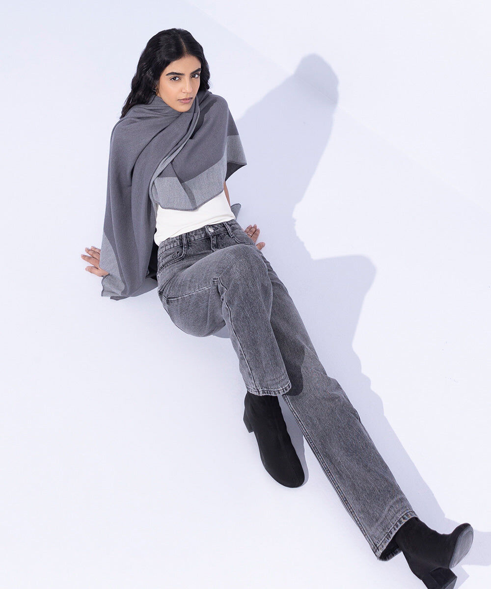 Woman - Grey Cape Shawl