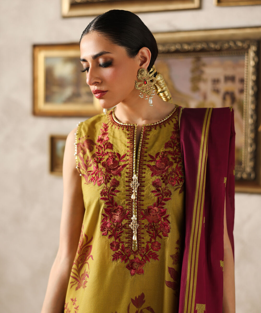 Women's RTW Zari Lawn Embroidered Green 3 Piece Suit