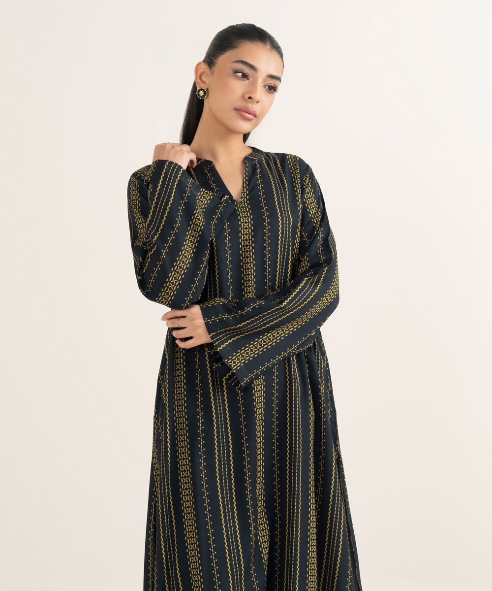 Women's RTW Linen Printed Black Straight Shirt