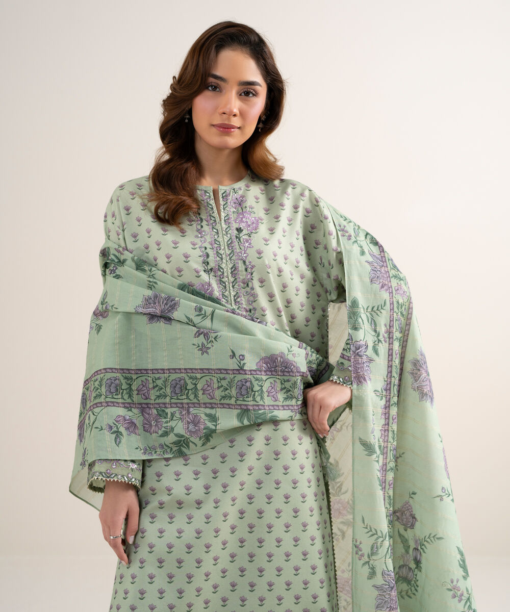 Women's Unstitched Zari Lawn Embroidered Moss Green 3 Piece Suit