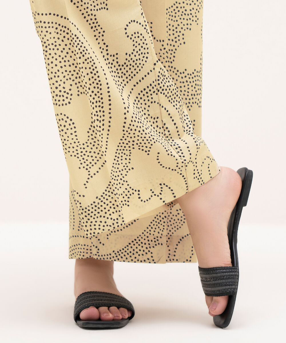 Women's RTW Cambric Beige Printed Culottes