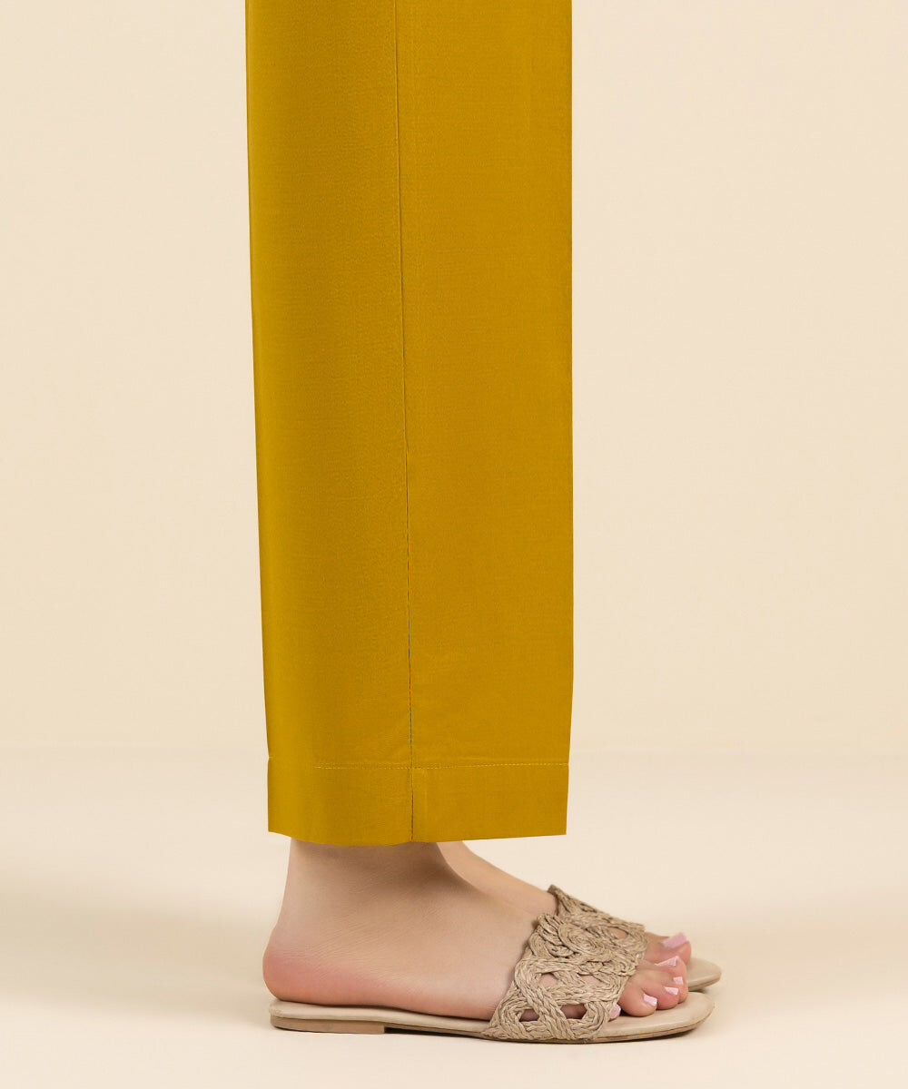 Woman - Yellow Solid Cambric Straight Pants