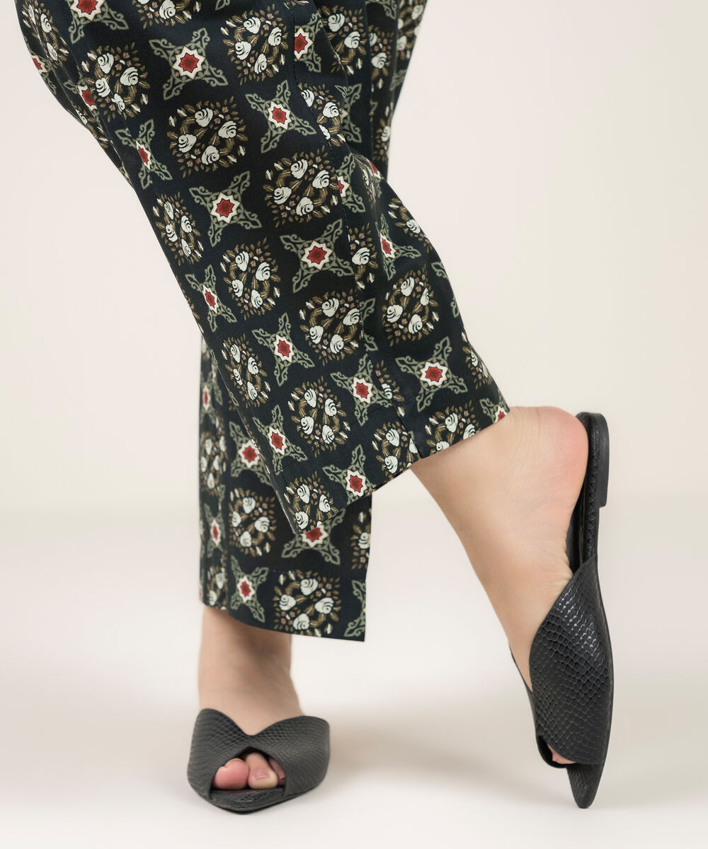 Women's RTW Cambric Printed Black Culottes