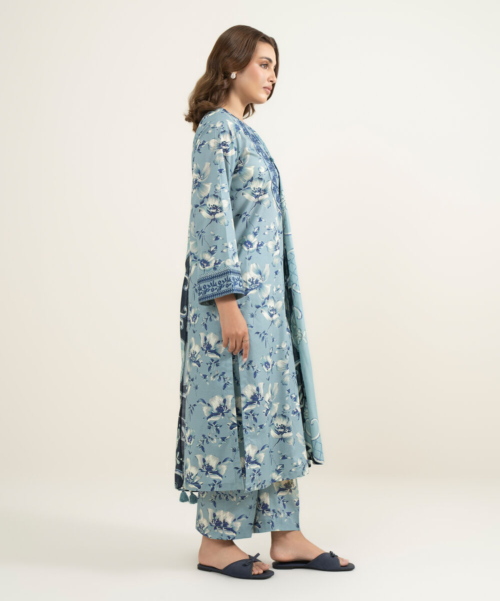 Women's RTW Slub Lawn Embroidered Blue 3 Piece Suit