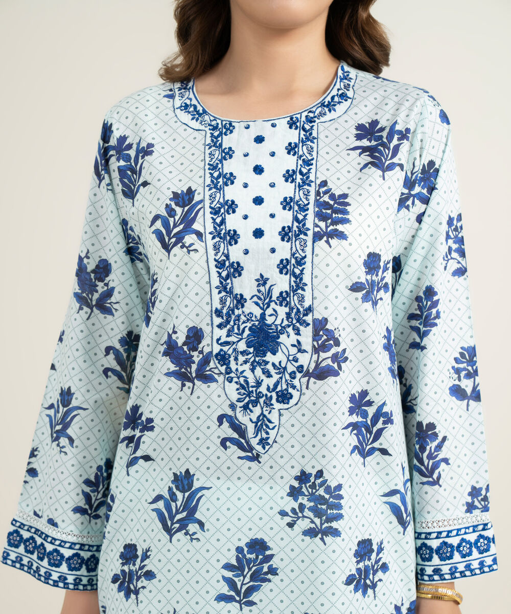 Women's RTW Slub Lawn Embroidered Blue 3 Piece Suit