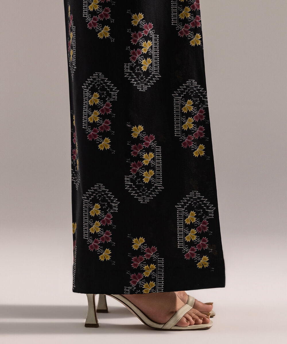 Women's RTW Cambric Printed Black Culottes