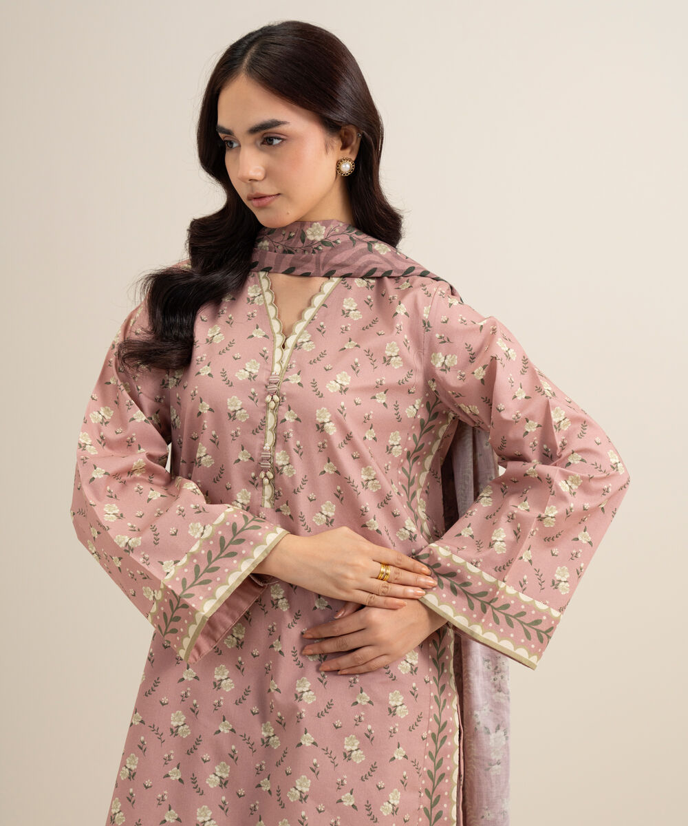 Women's Unstitched Lawn Printed Tea Pink 3 Piece Suit