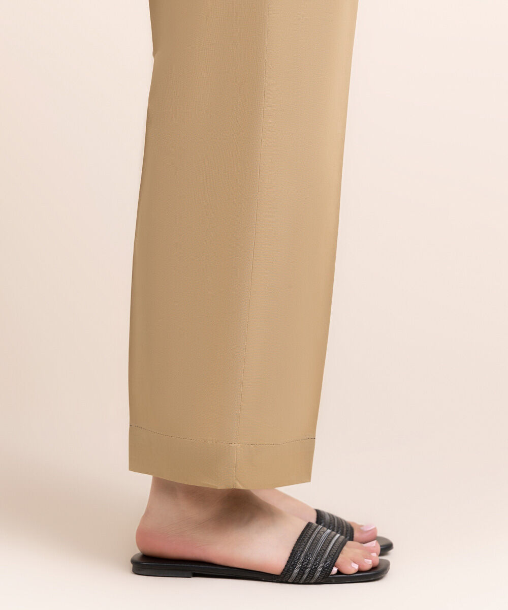 Woman - Beige Solid Cambric Straight Pants