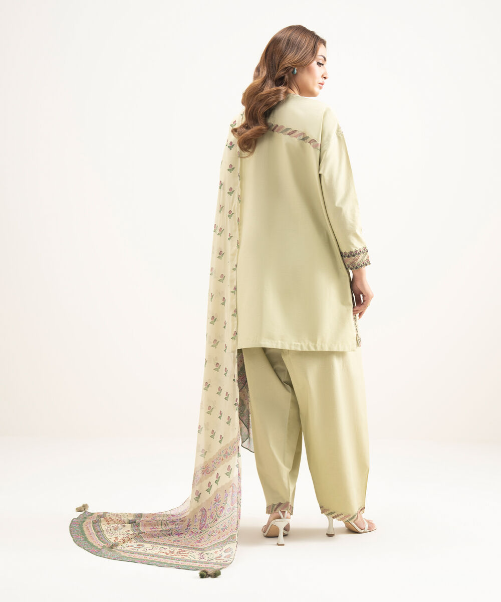 Women's Unstitched Lawn Embroidered Green 3 Piece Suit
