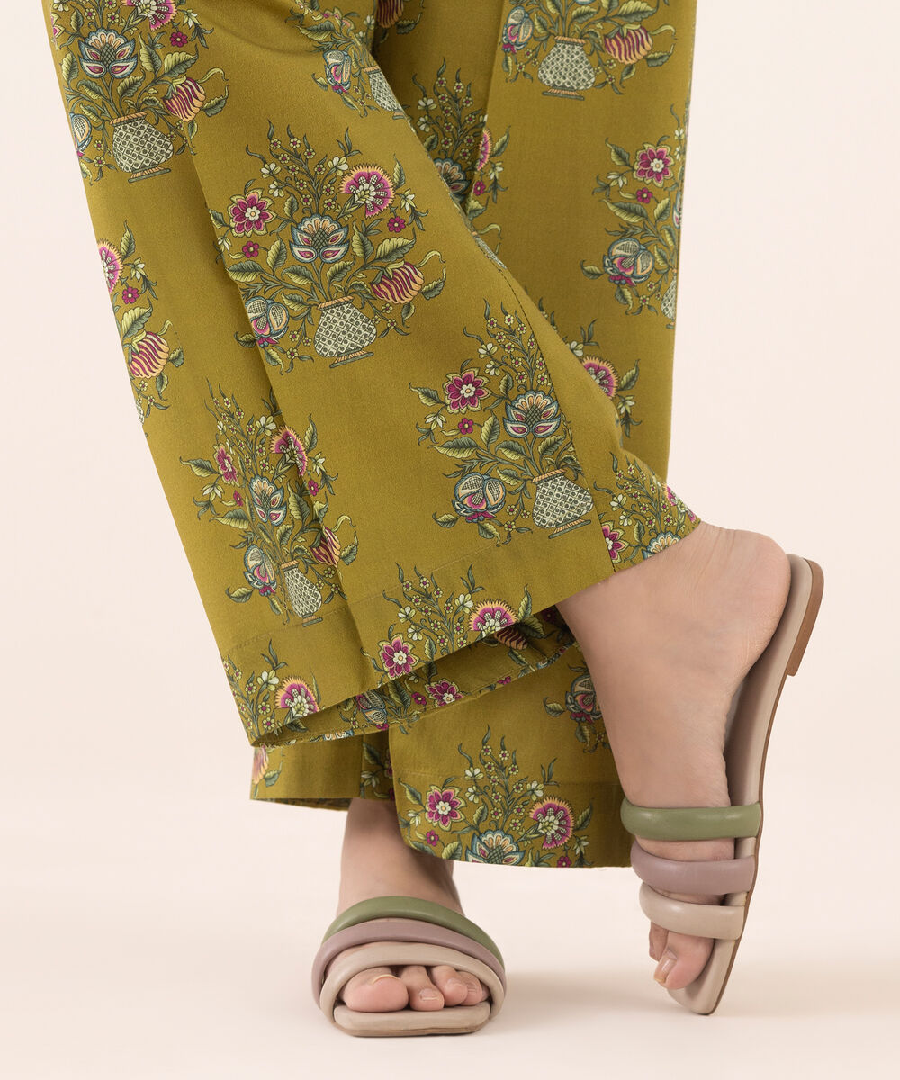 Women's RTW Cambric Green Printed Flared Pants