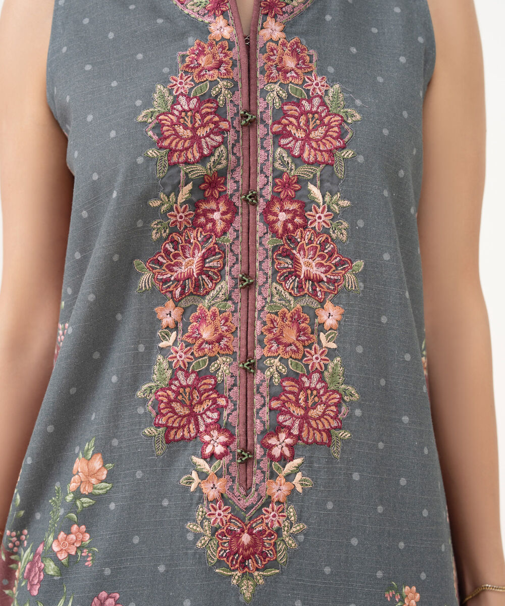 Women's Unstitched Khaddar Embroidered Multi 3 Piece Suit