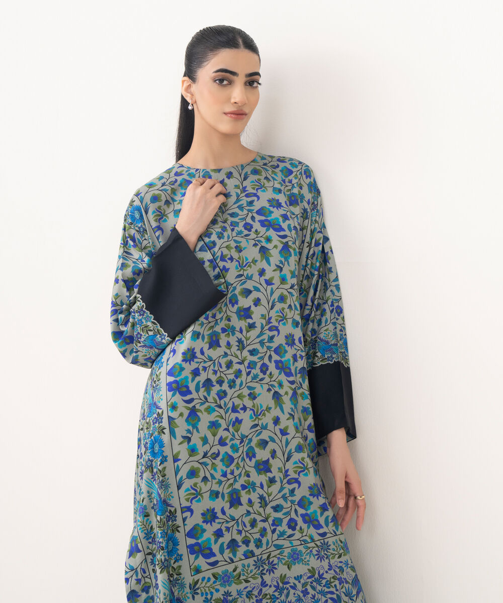 Women's RTW Viscose Linen Green Printed Drop Shoulder Shirt