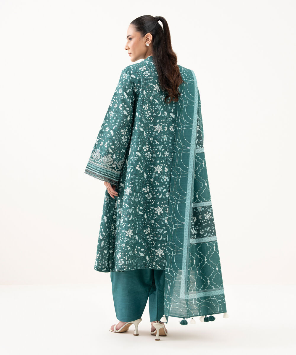 Women's Unstitched Light Khaddar Embroidered Green 3 Piece Suit