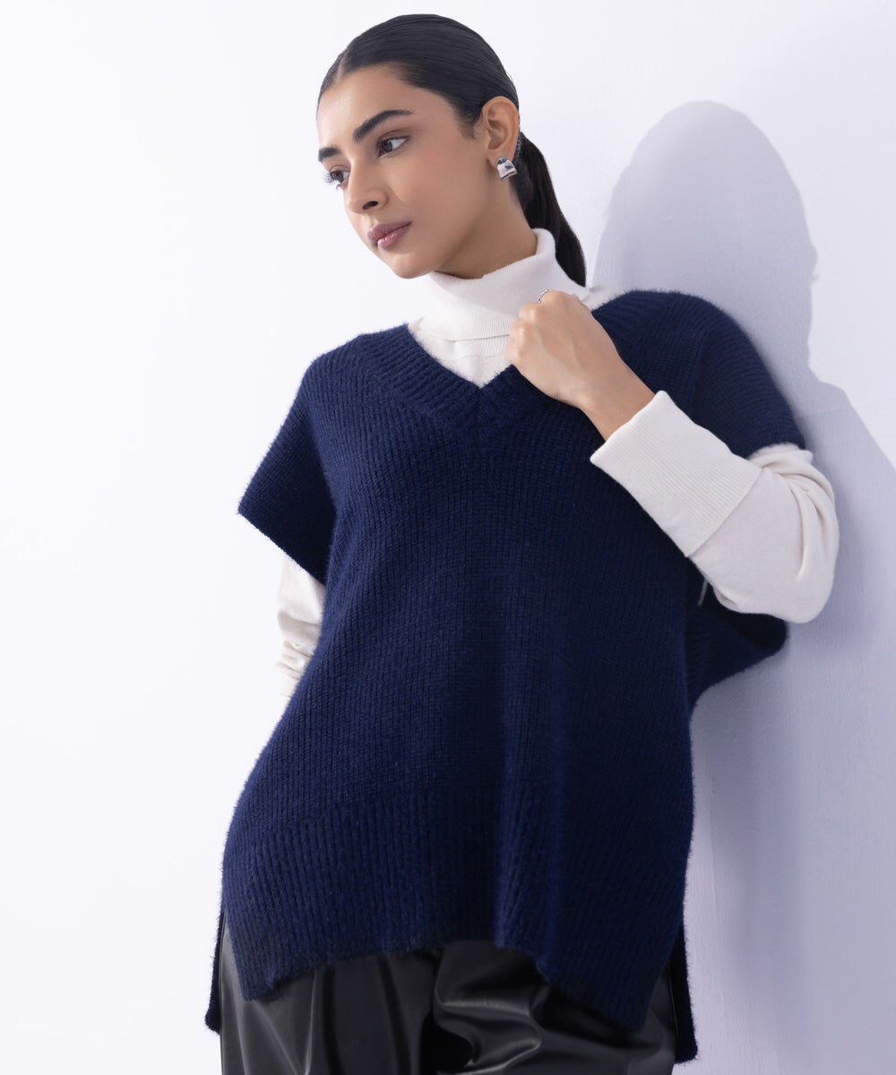 Woman - Blue Loose-Fit Sleeveless Sweater