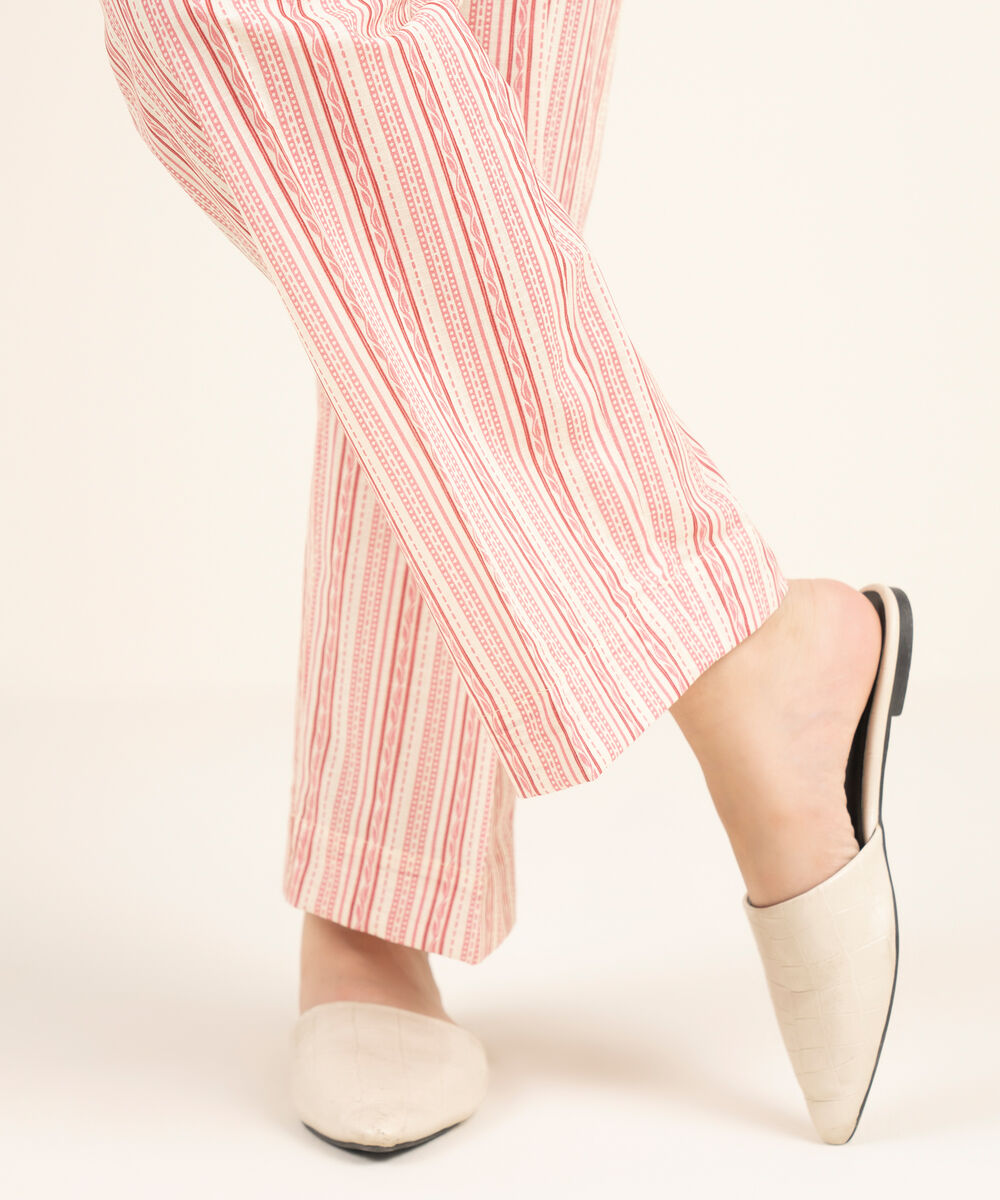 Women's RTW Crosshatch Printed Off White Straight Pants