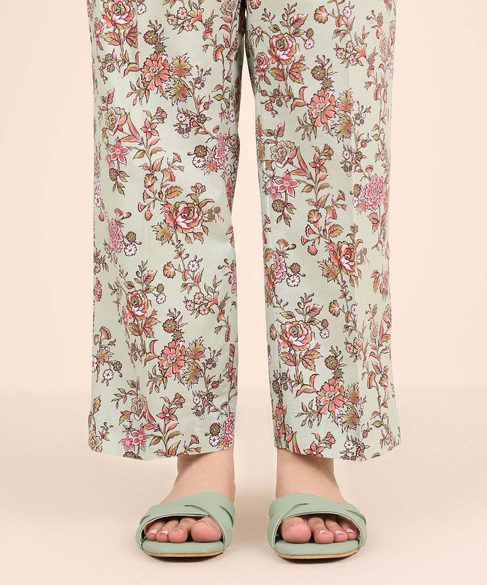 Women's RTW Cambric Multi Printed Straight Pants