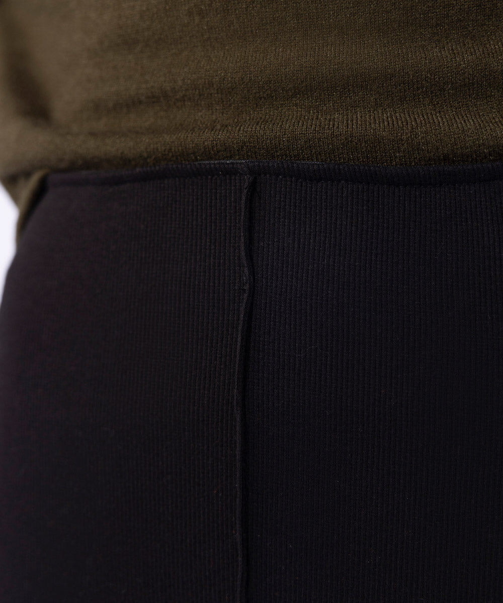 Woman - Black Ribbed Skirt