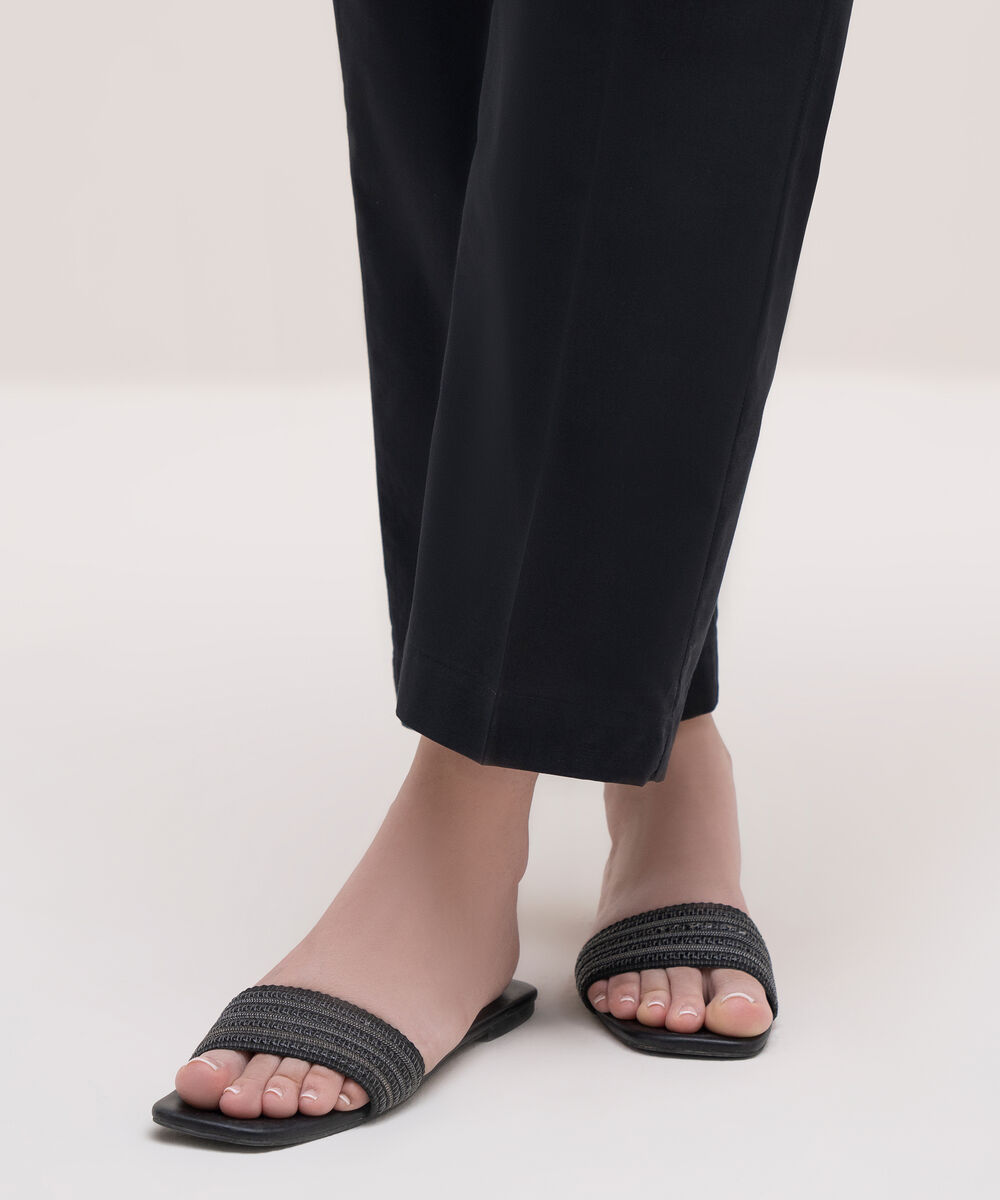 Women's RTW Cambric Black Solid Straight Pants