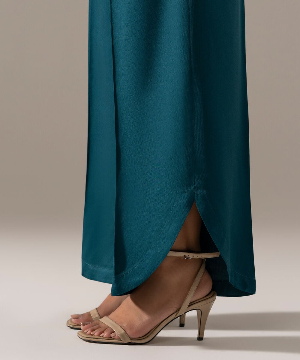 Women's RTW Bedford Solid Teal Culottes