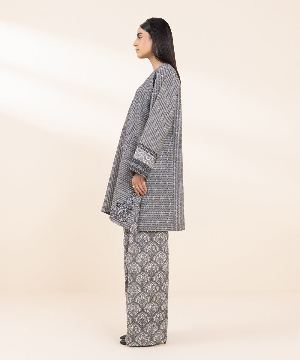 Women's Pret Khaddar Grey Embroidered 2 Piece Suit