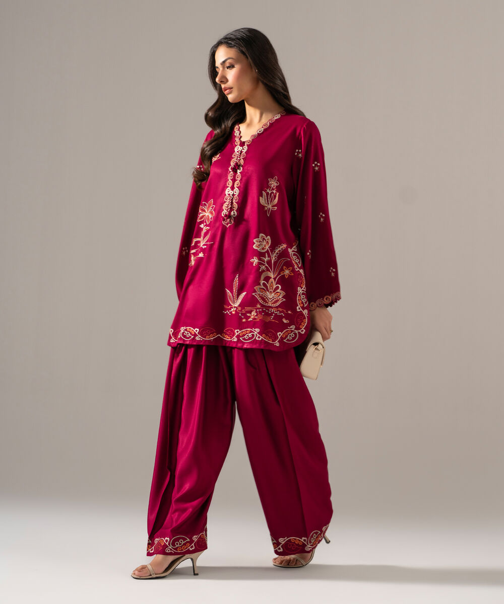 Women's RTW Bedford Solid Embroidered Plum Straight Shirt