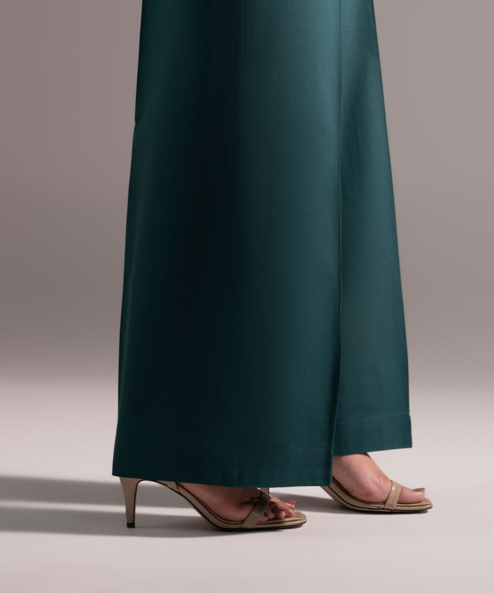 Women's RTW Cambric Solid Dark Green Culottes