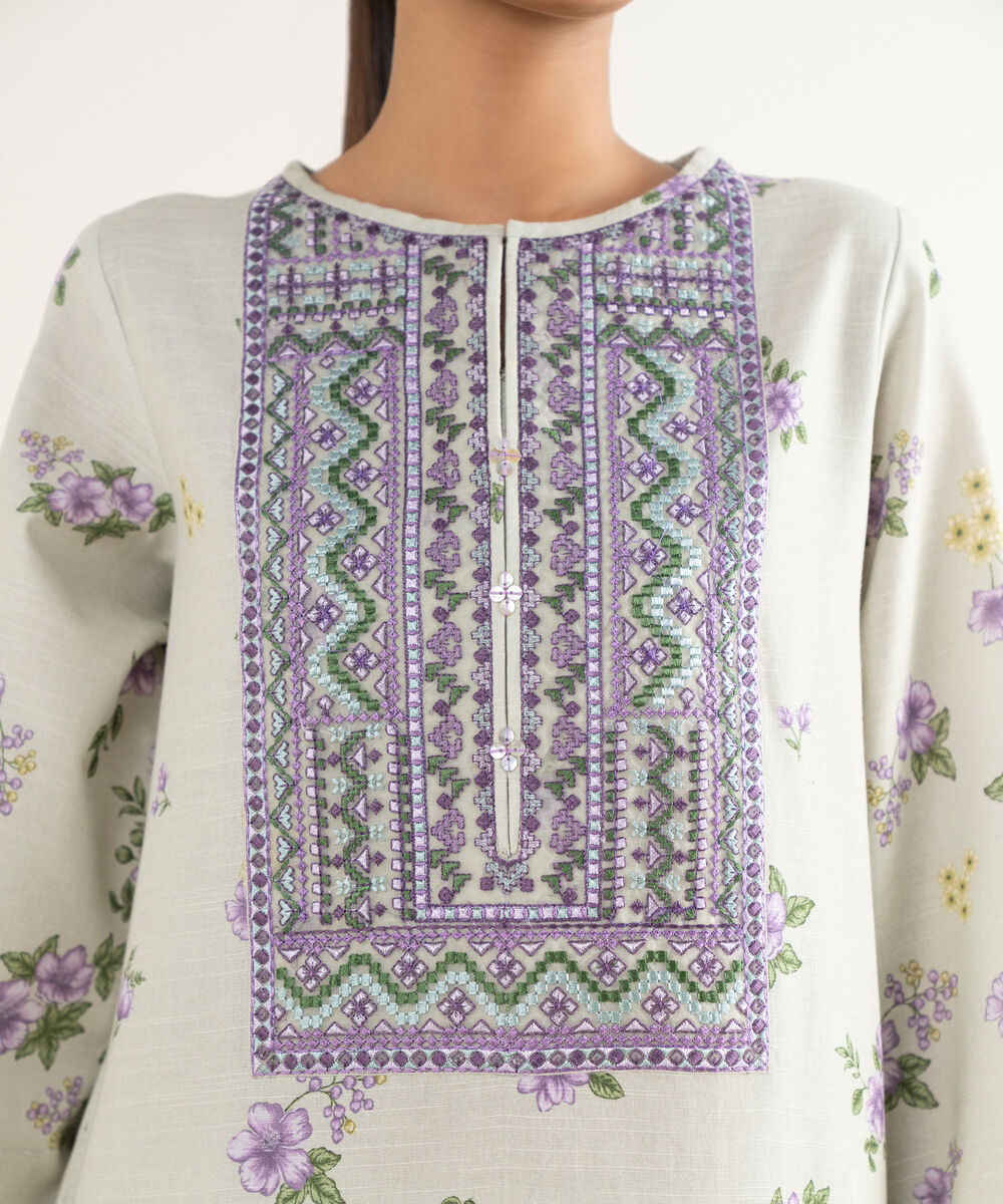 Women's Unstitched Khaddar Embroidered Purple 3 Piece Suit