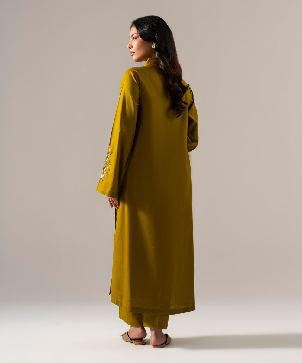 Women's RTW Cross Hatch Solid Embroidered Green Straight Shirt