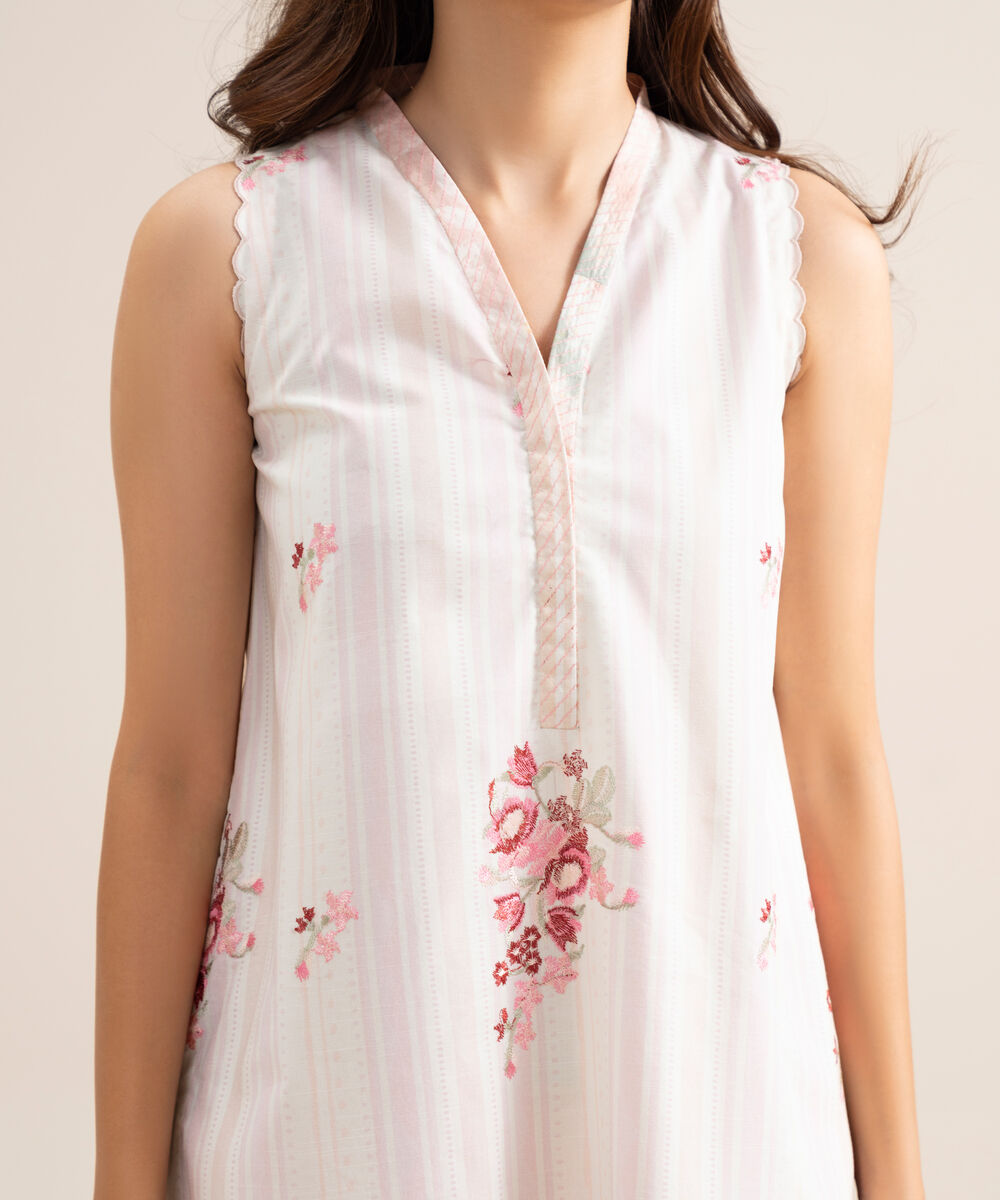 Women's Unstitched Lawn Embroidered Off White  3 Piece Suit