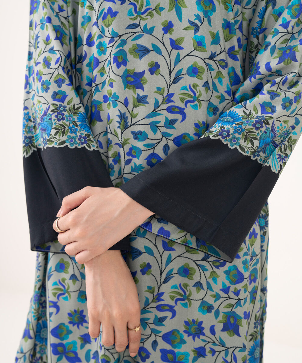 Women's RTW Viscose Linen Green Printed Drop Shoulder Shirt