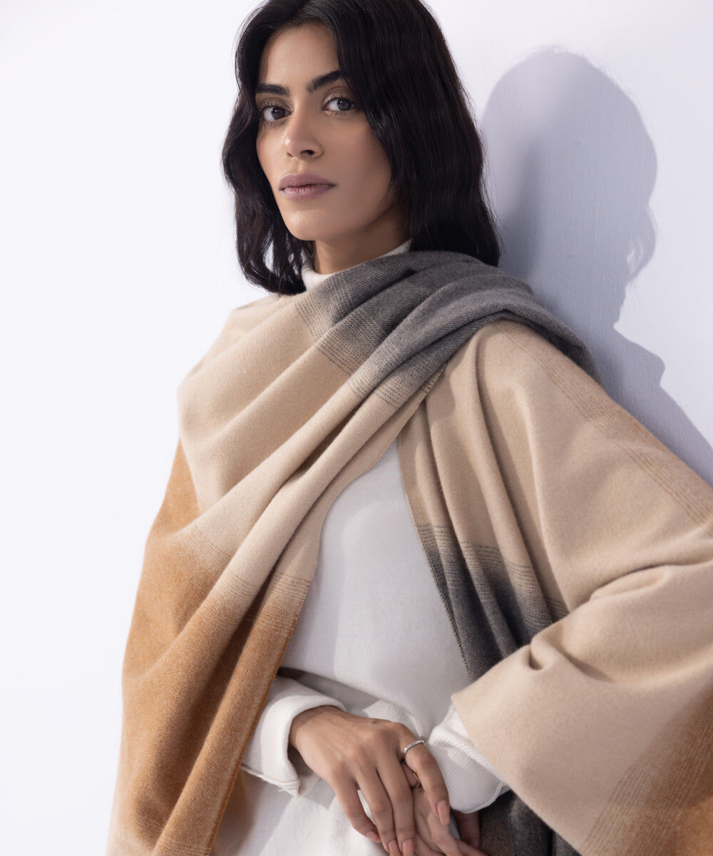 Woman - Beige Cape Shawl