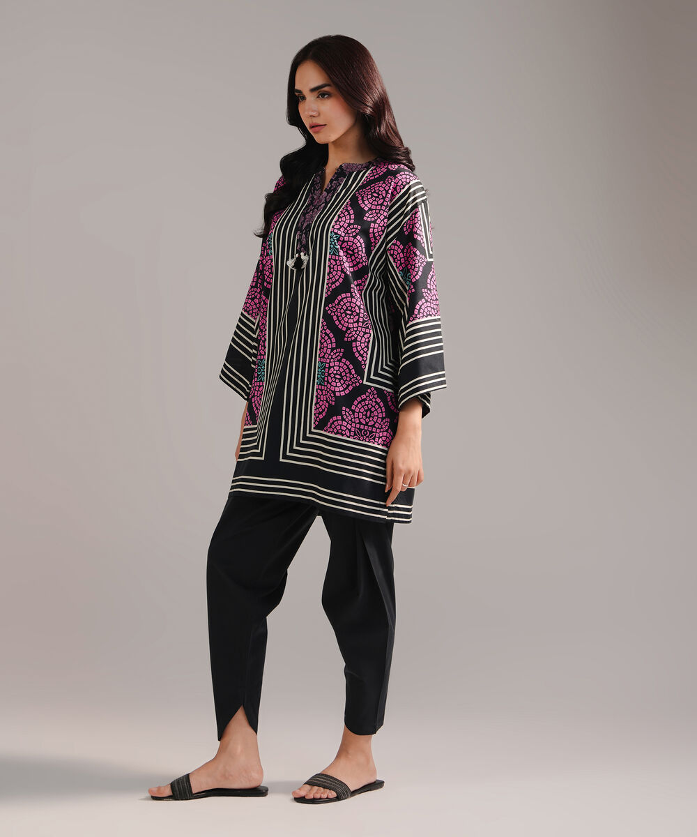 Women's RTW Cambric Printed Black Drop Shoulder Shirt