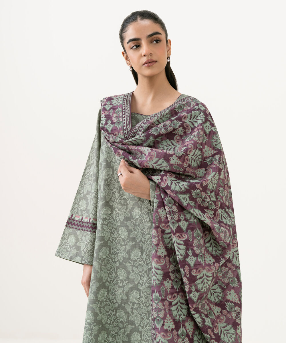 Women's Unstitched Khaddar Printed Grey 3 Piece Suit