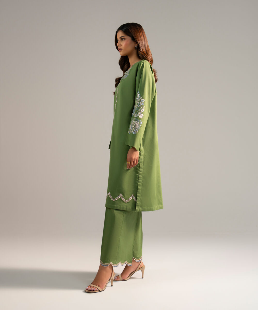 Women's RTW Crosshatch Embroidered Green Straight Shirt