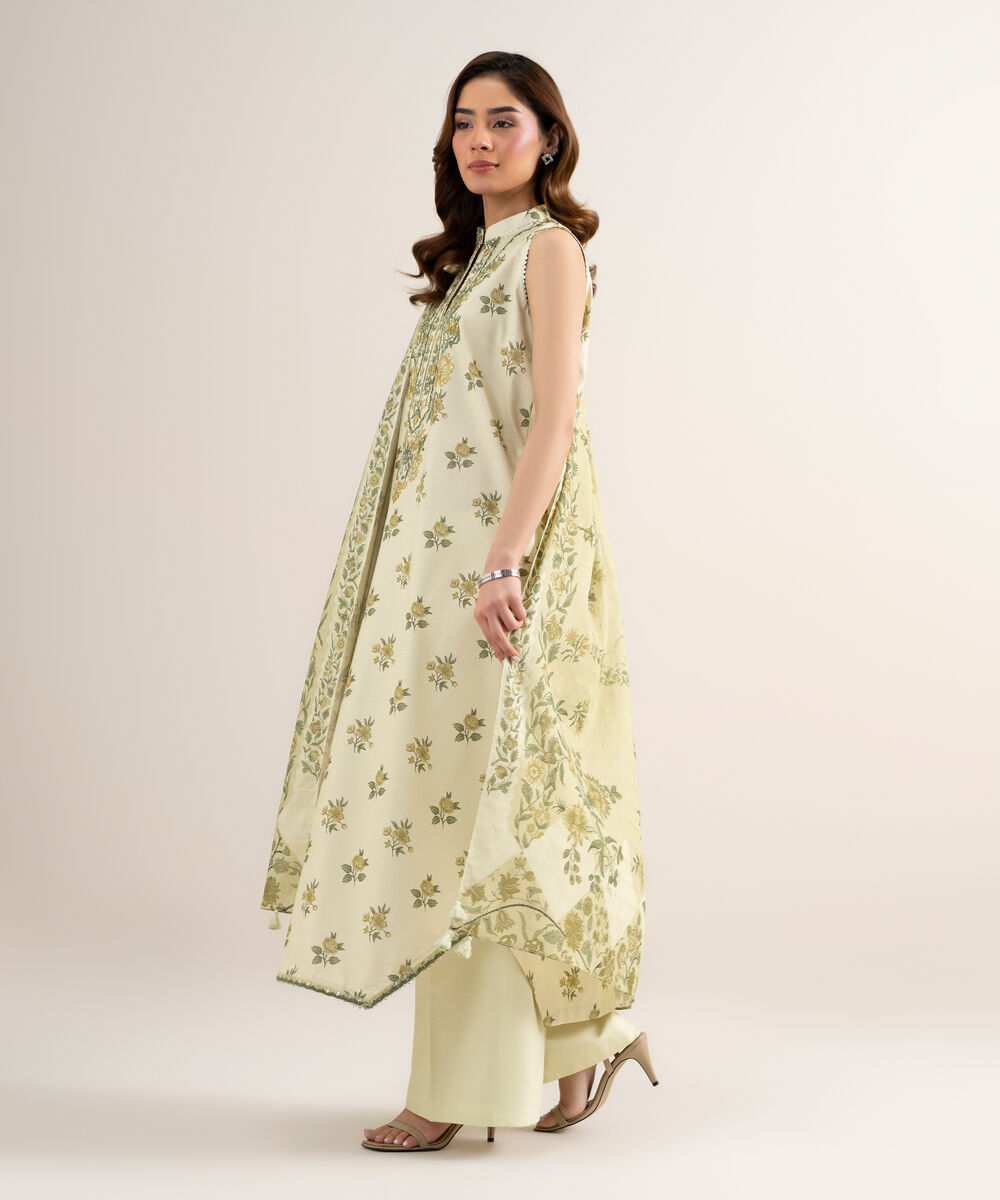 Women's Unstitched Zari Lawn Embroidered Off White 3 Piece Suit