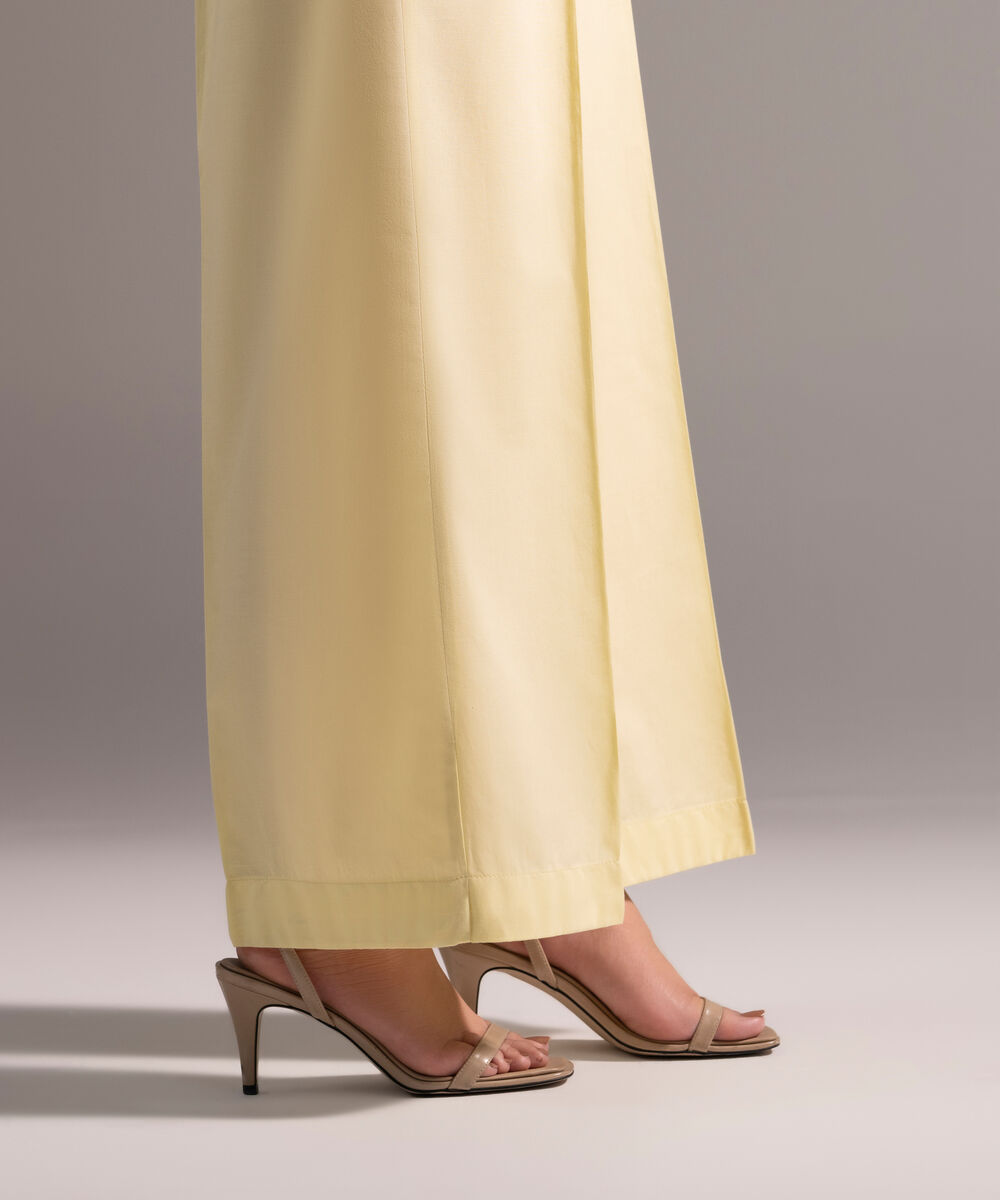 Women's RTW Cambric Solid Pale Yellow Culottes