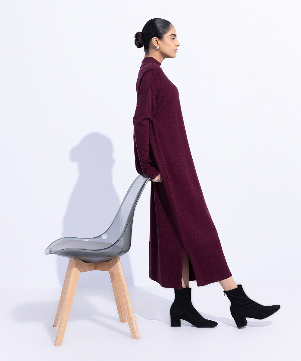 Woman - Red Long Sweater Knit Dress