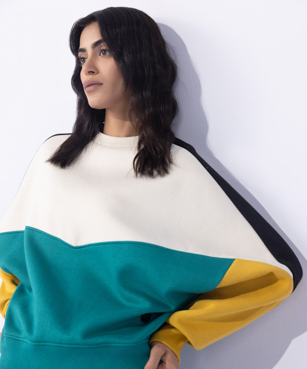 Woman - Multi Fleece Color Blocked Sweatshirt