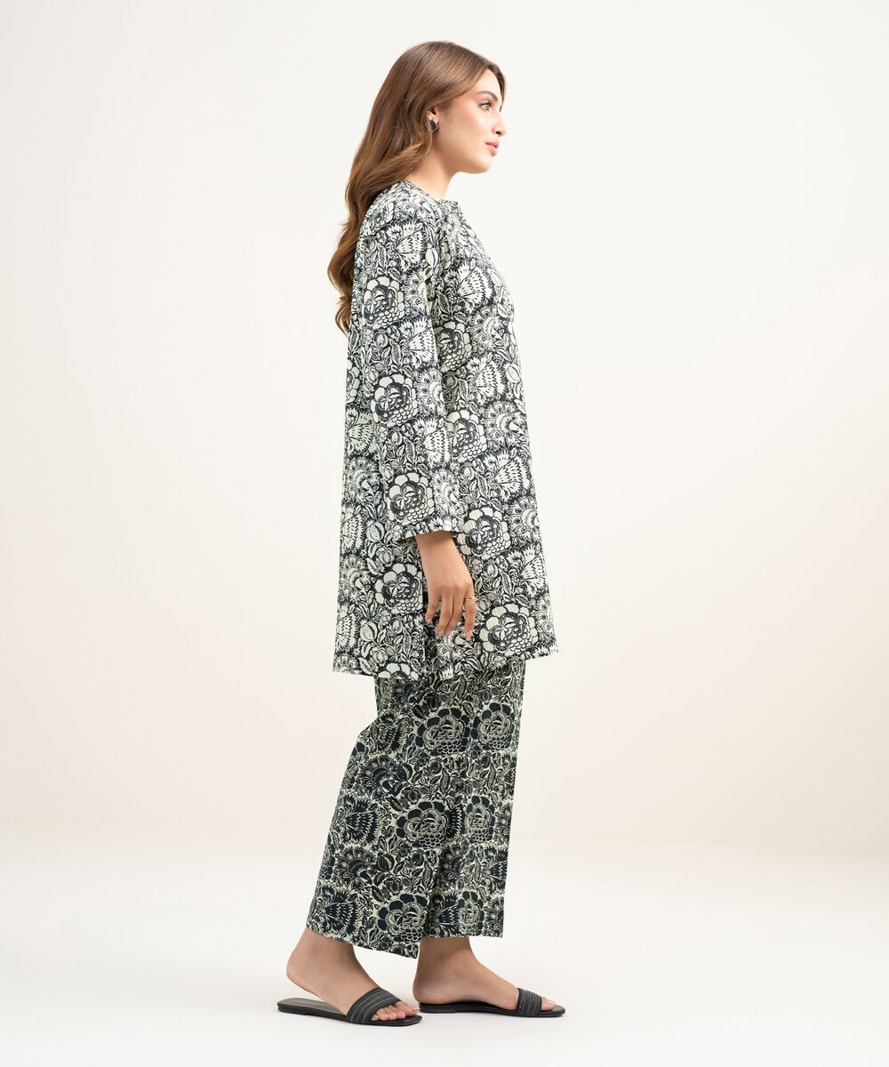 Women's RTW Seersucker Printed Black Straight Shirt