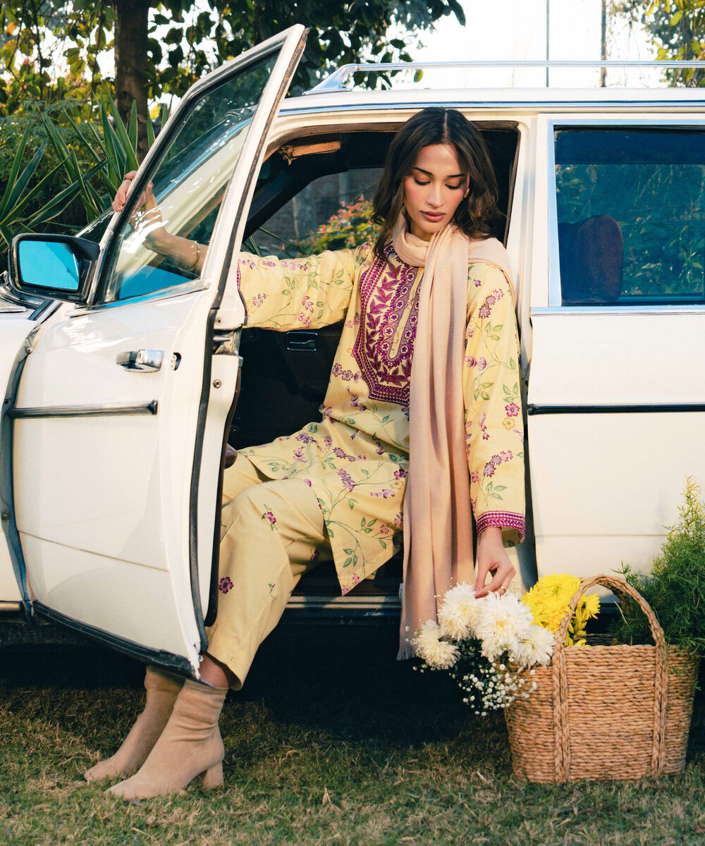 Women's RTW Crosshatch Embroidered Yellow Straight Shirt