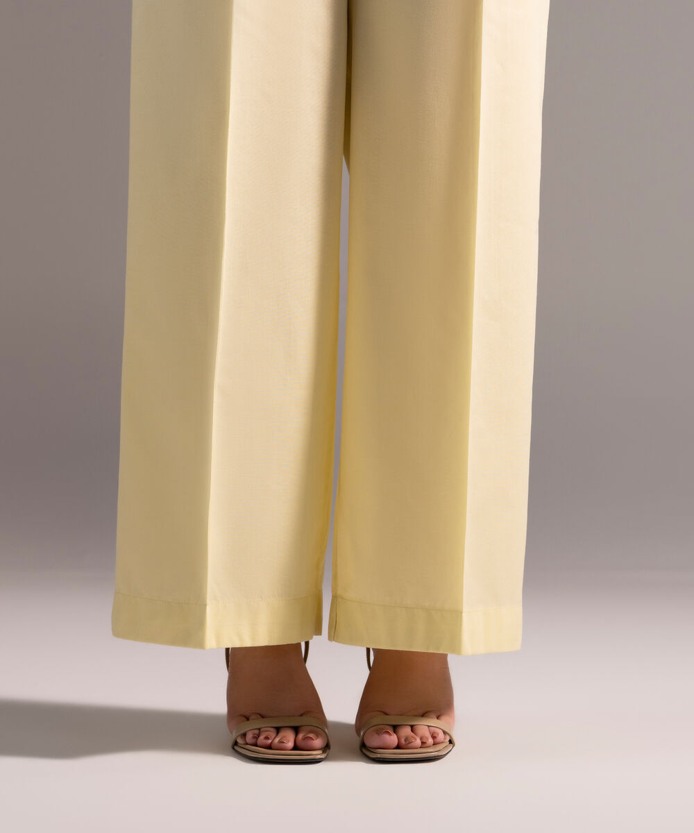 Women's RTW Cambric Solid Pale Yellow Culottes